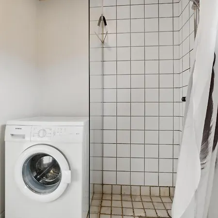 2 Bedroom In Gudhjem * Ro